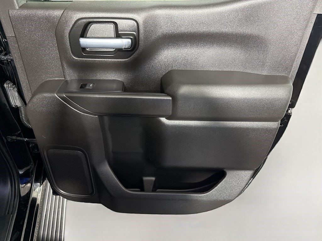 Used 2021 Chevrolet Silverado 1500 LT RWD image 26