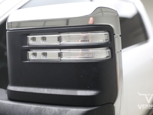 Used 2024 GMC Sierra 3500 Denali Ultimate AWD/4WD image 36