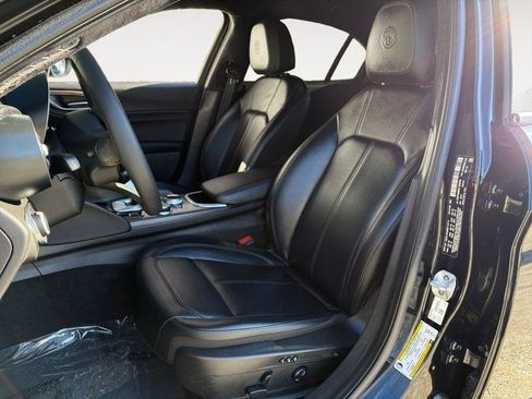 Used 2020 Alfa Romeo Giulia Ti image 7