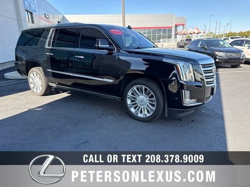 Used 2019 Cadillac Escalade ESV Platinum AWD/4WD image 8