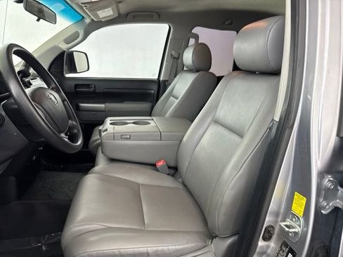 Used 2010 Toyota Tundra 2WD Double Cab image 25