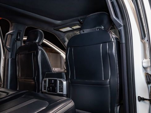 Used 2020 Ford F250 Platinum w/ FX4 Off-Road Package image 27