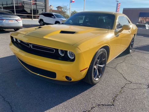 Used 2017 Dodge Challenger SXT Plus image 1