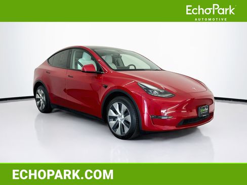 Used 2023 Tesla Model Y Long Range AWD/4WD image 1