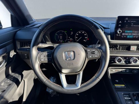 Used 2025 Honda CR-V Sport-L image 17