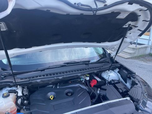 Used 2016 Ford Edge Titanium w/ Equipment Group 301A AWD/4WD image 26
