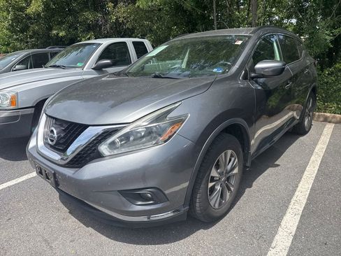 Used 2018 Nissan Murano SV AWD/4WD image 2
