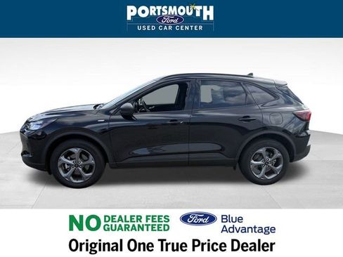 Used 2025 Ford Escape ST-Line w/ Tech Pack #1 image 2
