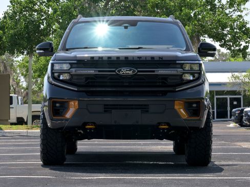 Used 2025 Ford Expedition Tremor AWD/4WD image 8