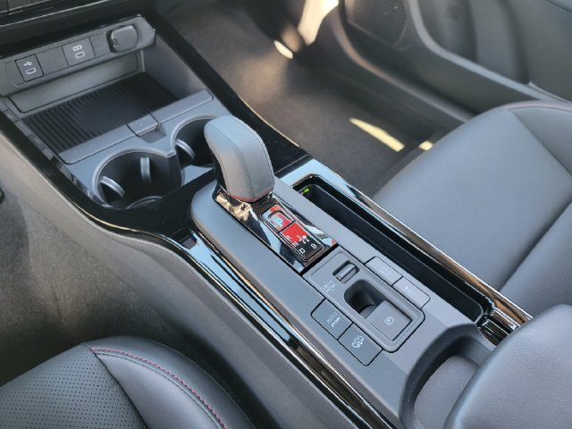 New 2027 Toyota Prius Plug-In Hybrid FWD image 17