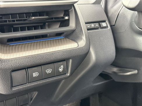 Certified 2025 Toyota Prius XLE FWD image 16