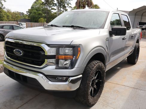 Used 2023 Ford F150 XLT RWD image 7