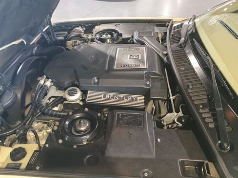 Used 1999 Bentley Azure RWD image 20