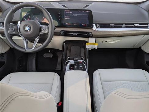 New 2027 BMW X1 xDrive28i AWD/4WD image 16
