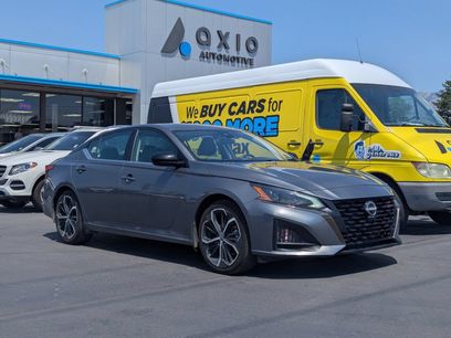 Used 2024 Nissan Altima 2.5 SR