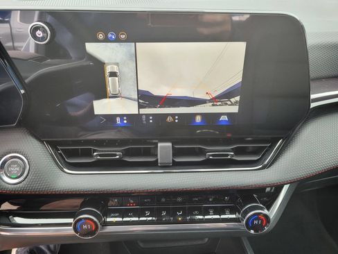 New 2026 Chevrolet Equinox RS w/ Convenience Package III FWD image 14