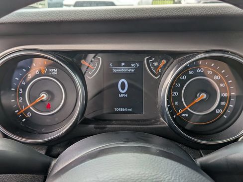 Used 2020 Jeep Wrangler Sport AWD/4WD image 17