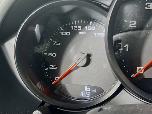 New 2025 Porsche 718 Cayman image 13