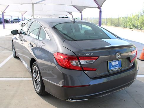 Used 2020 Honda Accord EX image 3