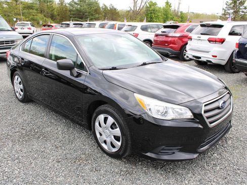 Used 2017 Subaru Legacy 2.5i AWD/4WD image 4