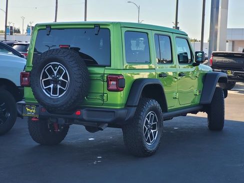 Certified 2025 Jeep Wrangler Unlimited Rubicon w/ Safety Group AWD/4WD image 4
