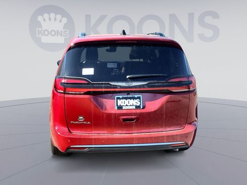 New 2026 Chrysler Pacifica Pinnacle FWD image 5