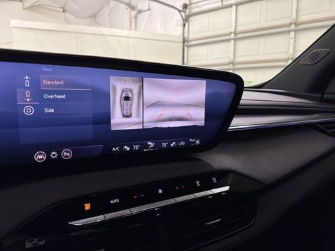 Certified 2025 Buick Enclave Sport Touring w/ Super Cruise Package image 27