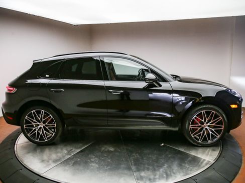Certified 2026 Porsche Macan S AWD/4WD image 5