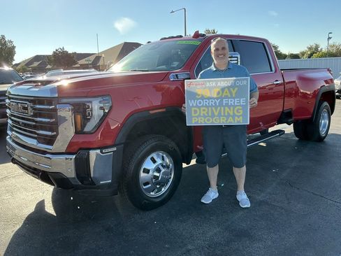 Used 2024 GMC Sierra 3500 SLT w/ SLT Convenience Package image 1