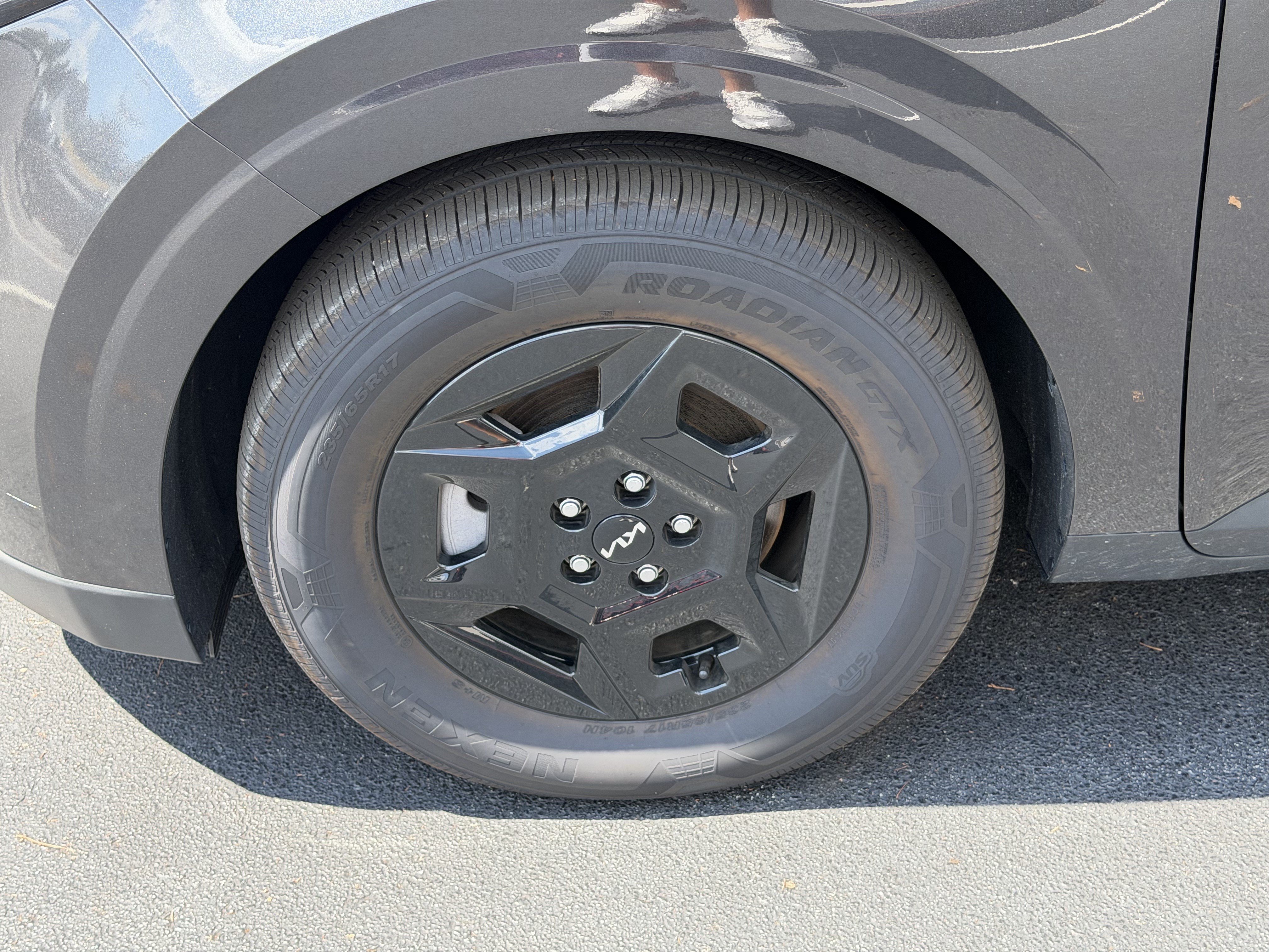 Certified 2026 Kia Carnival FWD image 11