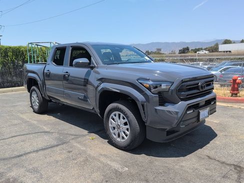 Used 2026 Toyota Tacoma SR5 RWD image 1