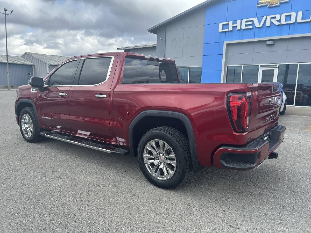 Used 2022 GMC Sierra 1500 Denali AWD/4WD image 6