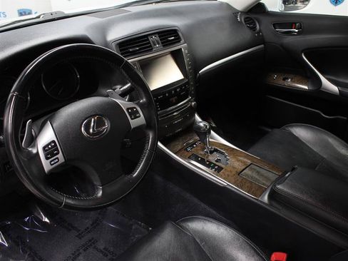 Used 2013 Lexus IS 250 w/ Premium Pkg Value Edition RWD image 7
