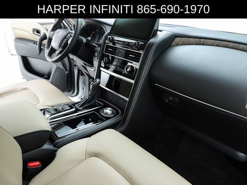 Used 2024 INFINITI QX80 Premium Select w/ Cargo Package AWD/4WD image 33