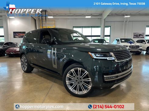 Used 2025 Land Rover Range Rover SE AWD/4WD image 1