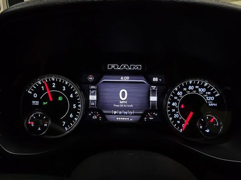 Used 2024 RAM 1500 Laramie AWD/4WD image 22
