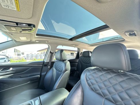 Used 2022 Hyundai Santa Fe Limited AWD/4WD image 19