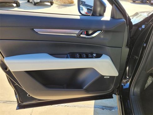 New 2025 MAZDA CX-5 AWD 2.5 S w/ Premium Plus Pkg image 17