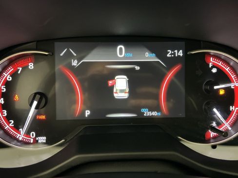 Used 2025 Toyota RAV4 LE AWD/4WD image 18