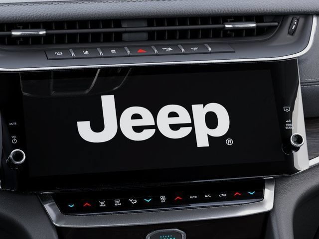 New 2026 Jeep Grand Cherokee Altitude AWD/4WD image 18