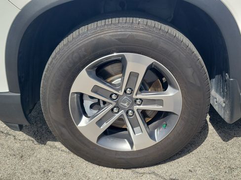 Certified 2025 Honda Pilot EX-L image 7
