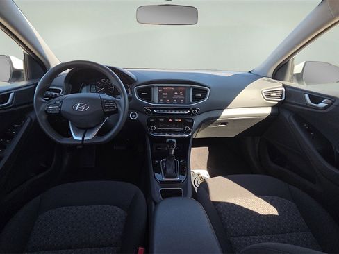Used 2018 Hyundai Ioniq Blue image 23