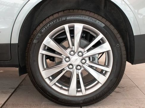 Used 2021 Cadillac XT5 Luxury w/ LPO, Floor Liner Package AWD/4WD image 9