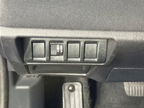 Used 2021 Subaru Outback Premium image 19