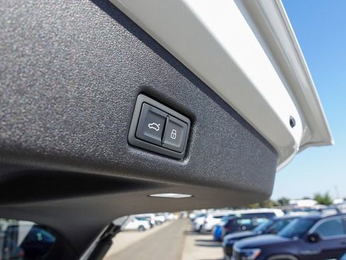 New 2025 Audi Q5 Premium image 26