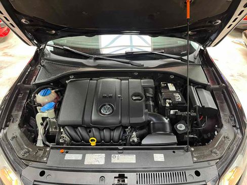 Used 2012 Volkswagen Passat 2.5 SE FWD image 34