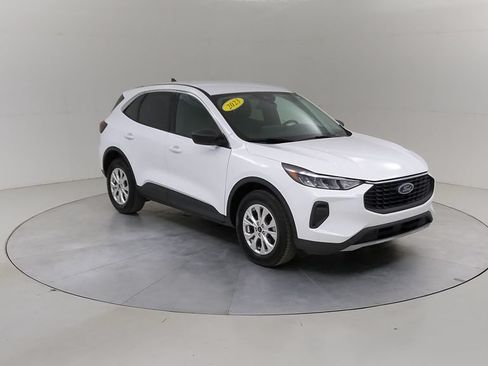 Certified 2023 Ford Escape Active w/ Tech Pack #1 AWD/4WD image 4