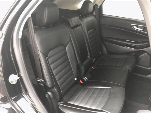 Used 2016 Ford Edge SEL w/ Equipment Group 201A AWD/4WD image 26