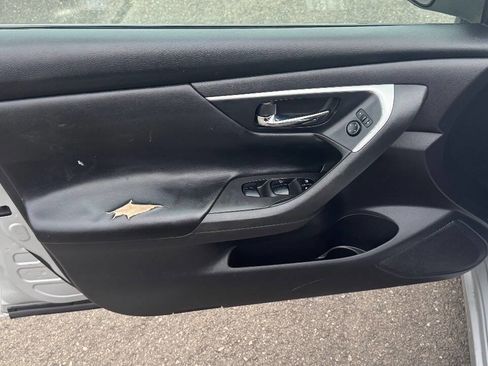 Used 2018 Nissan Altima 2.5 S w/ S Convenience Package image 12