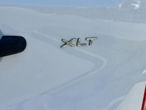 Used 2023 Ford Transit 350 XLT image 15